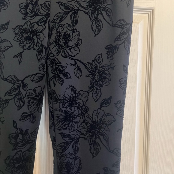 Pants - Picture 2 of 8